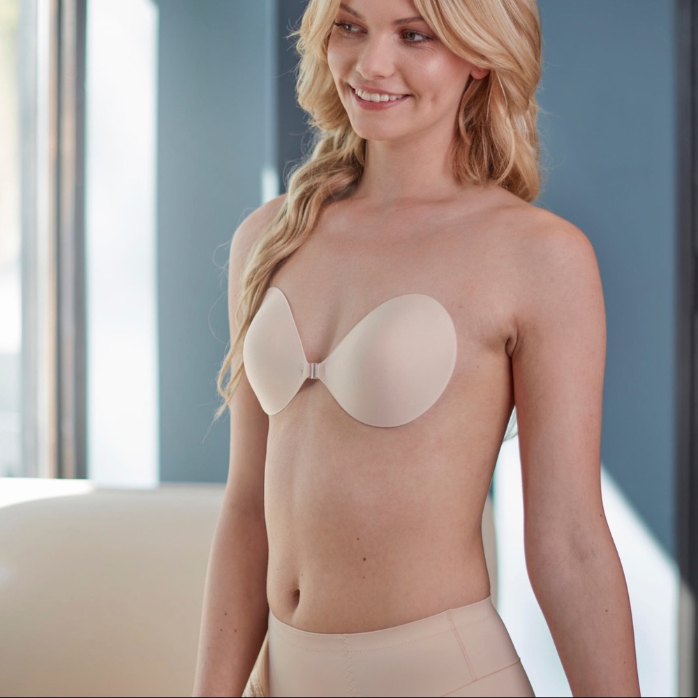 2/15$ Magic Bodyfashion Backless Beauty